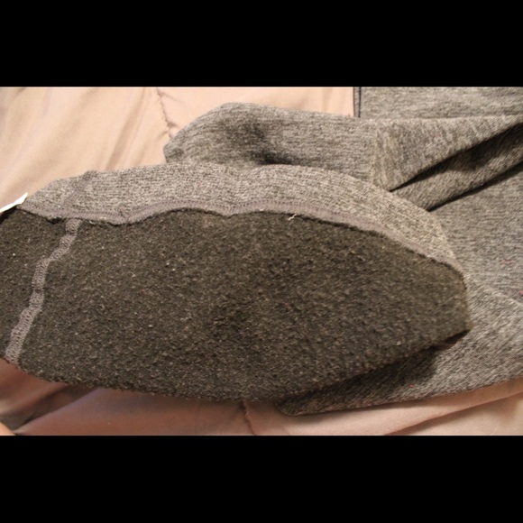 American Eagle Fleece Lined Leggings - Picture 2 of 3